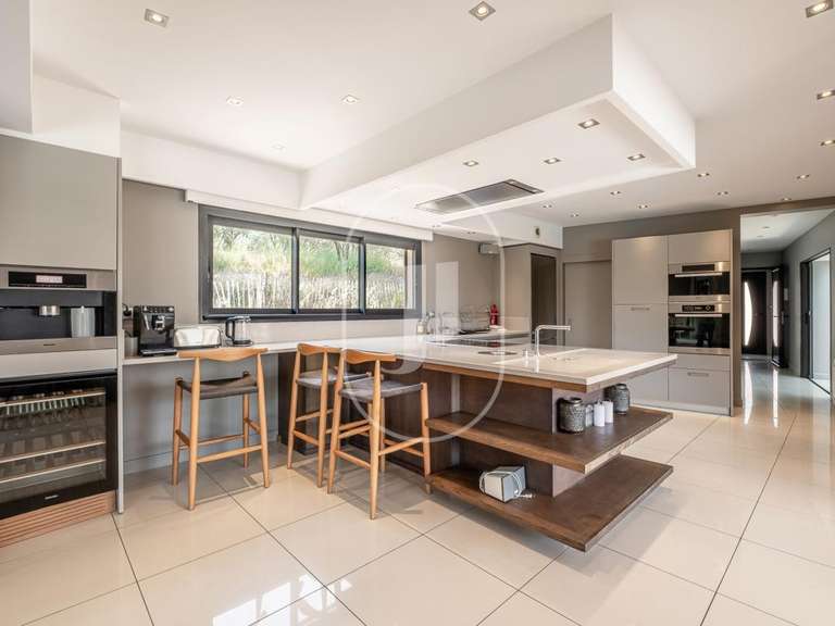 Villa Mormoiron - 5 chambres - 264m²