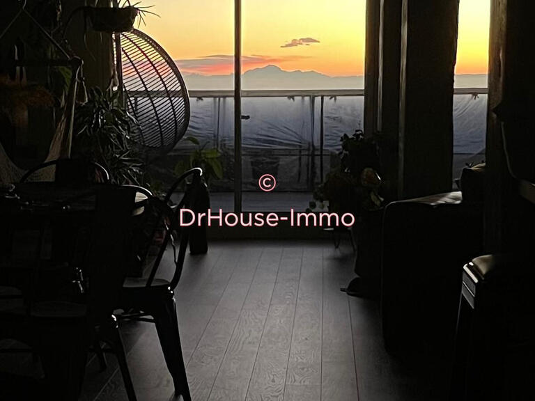 Appartement Mornant - 5 chambres - 189m²