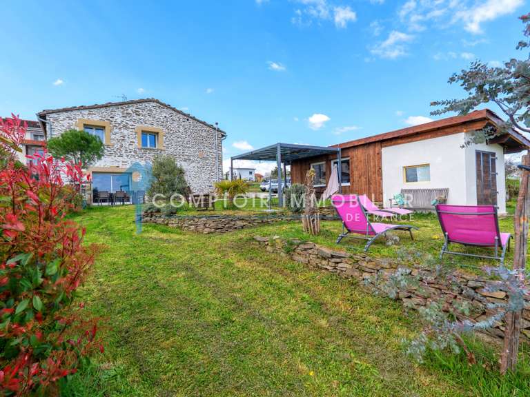 Maison Mornant - 4 chambres - 158m²