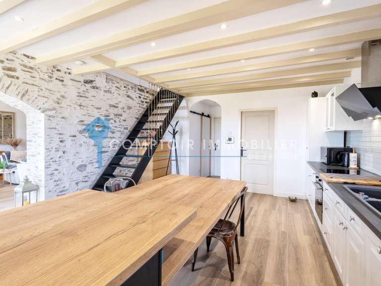 Maison Mornant - 4 chambres - 158m²