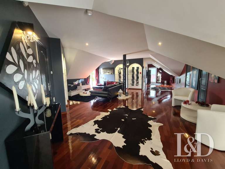 House Morsang-sur-Seine - 4 bedrooms - 574m²