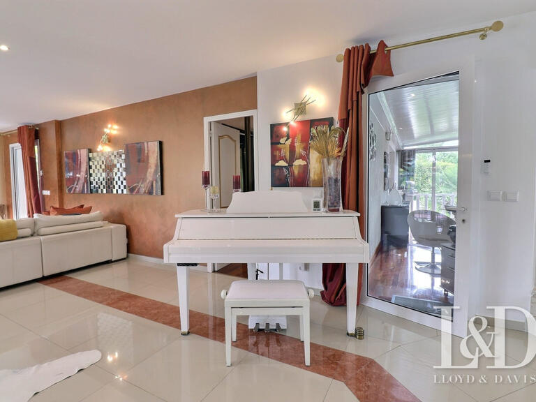 House Morsang-sur-Seine - 4 bedrooms - 574m²