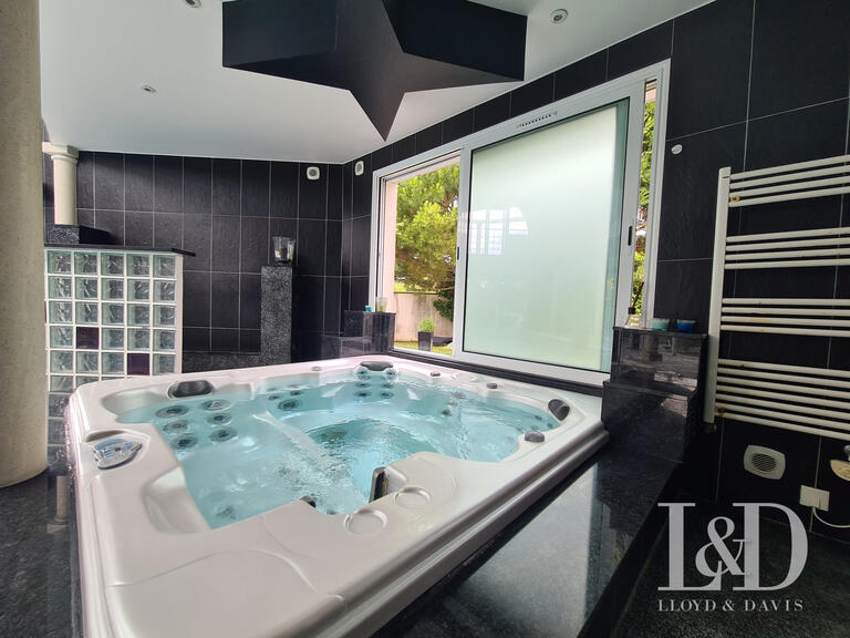 House Morsang-sur-Seine - 4 bedrooms - 574m²