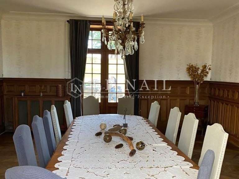 Château Mortagne-au-Perche - 9 chambres - 602m²