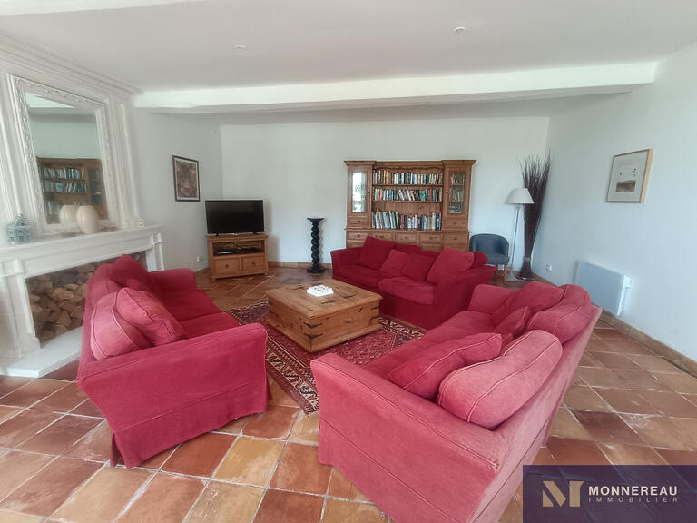 Maison Mortagne-sur-Gironde - 16 chambres - 640m²