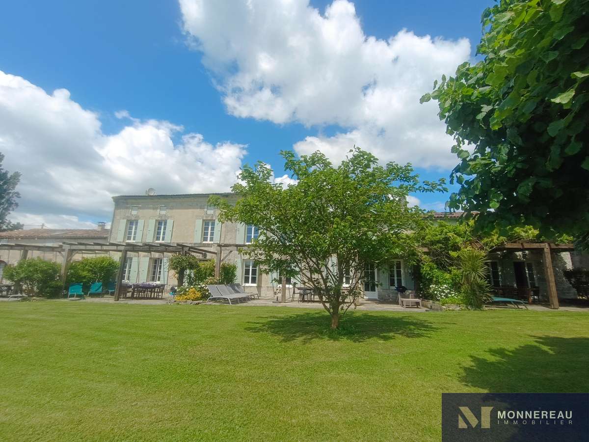 House Mortagne-sur-Gironde