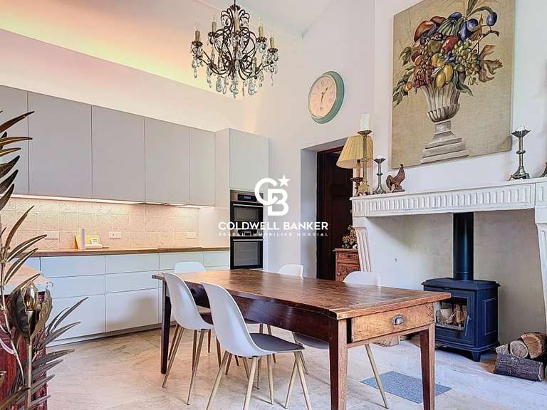 Maison Mortagne-sur-Gironde - 5 chambres - 5340m²