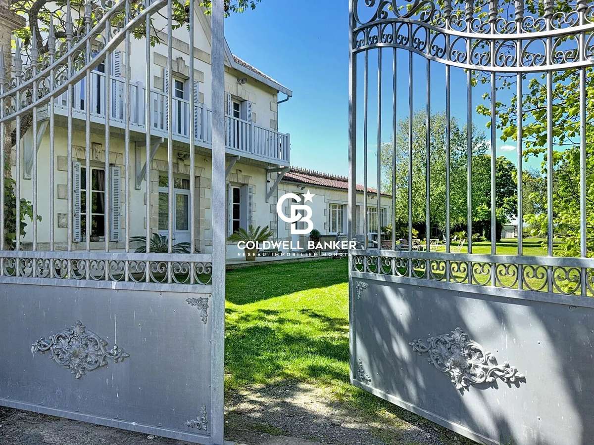 Maison Mortagne-sur-Gironde