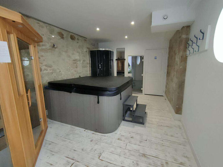 Maison Mortagne-sur-Sèvre - 12 chambres