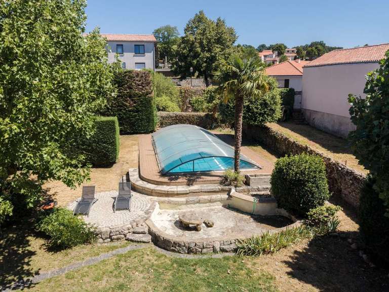 House Mortagne-sur-Sèvre - 6 bedrooms