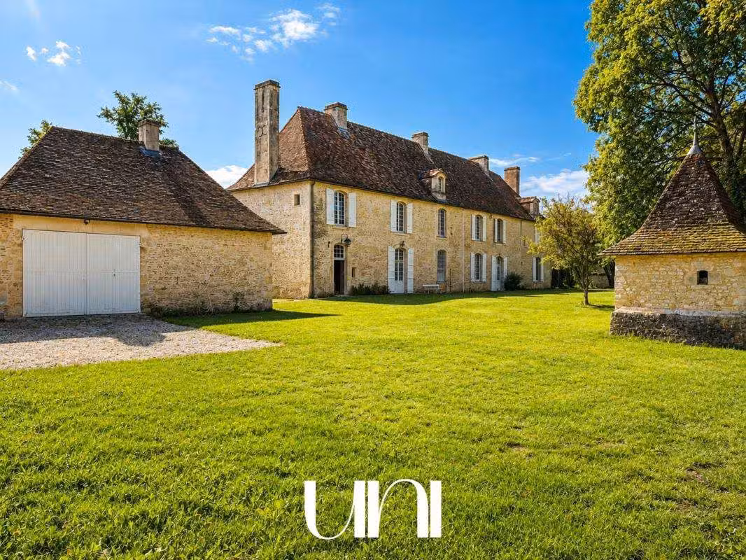 Property Morteaux-Couliboeuf