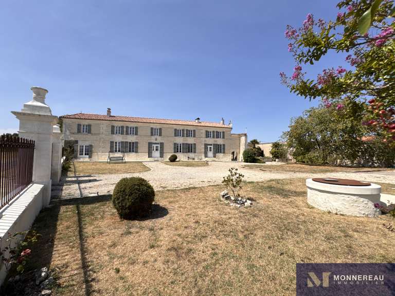 Maison Mortiers - 4 chambres - 379m²