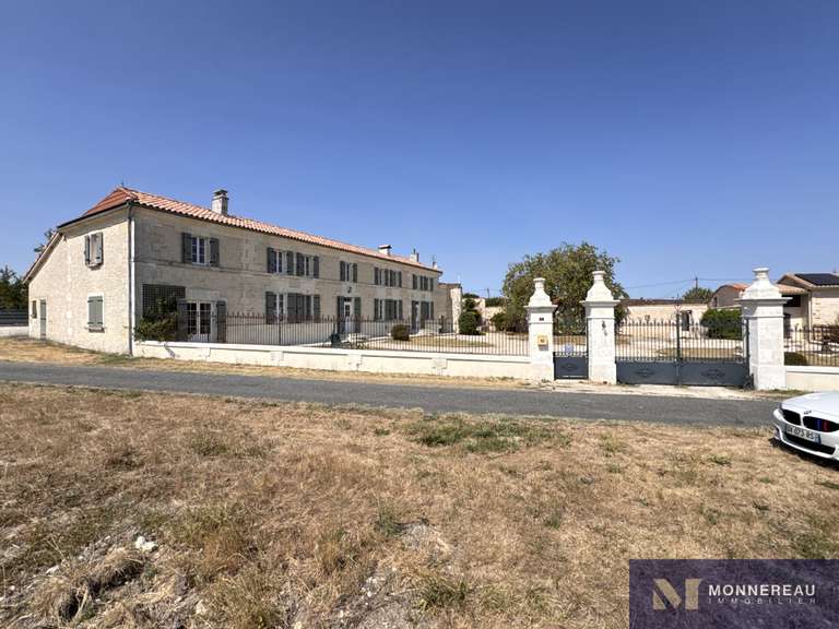 Maison Mortiers - 4 chambres - 379m²
