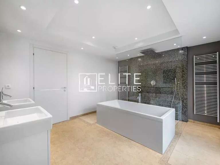 House Mouans-Sartoux - 7 bedrooms - 627m²