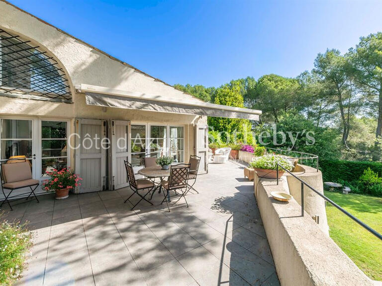Maison Mouans-Sartoux - 3 chambres - 192m²