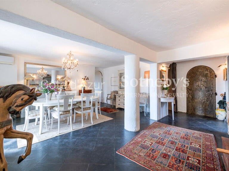 Maison Mouans-Sartoux - 3 chambres - 192m²
