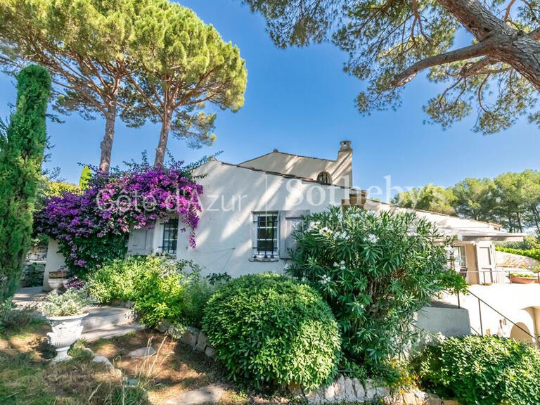 Maison Mouans-Sartoux - 3 chambres - 192m²