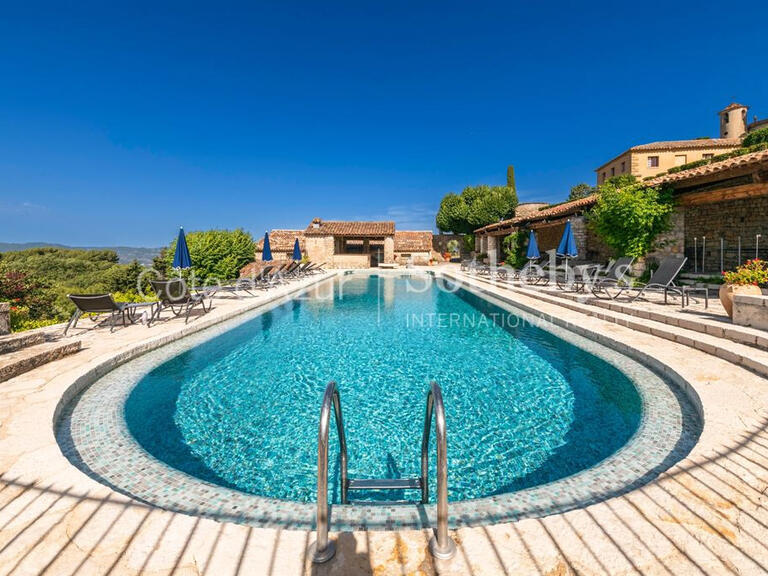Maison Mouans-Sartoux - 3 chambres - 192m²