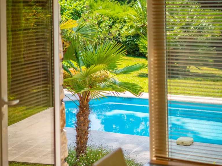 House Mouans-Sartoux - 4 bedrooms - 205m²