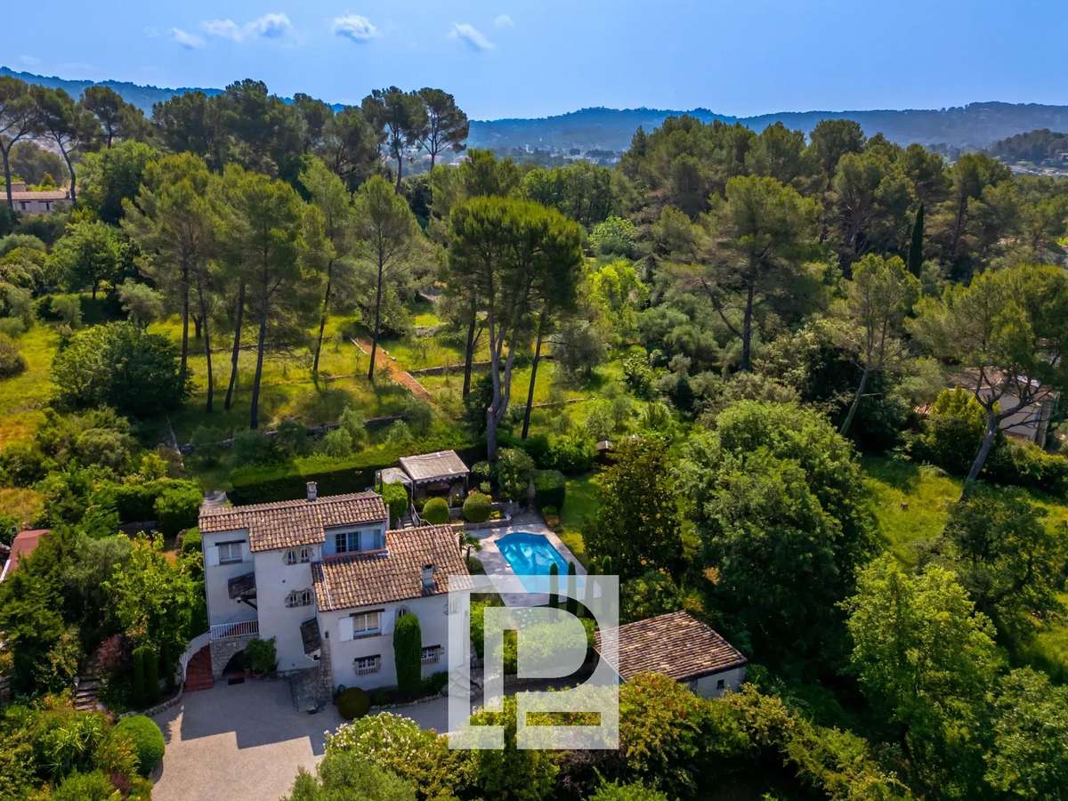 House Mouans-Sartoux