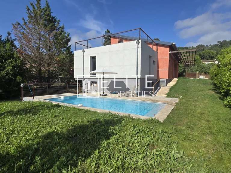 Maison Mouans-Sartoux - 200m²