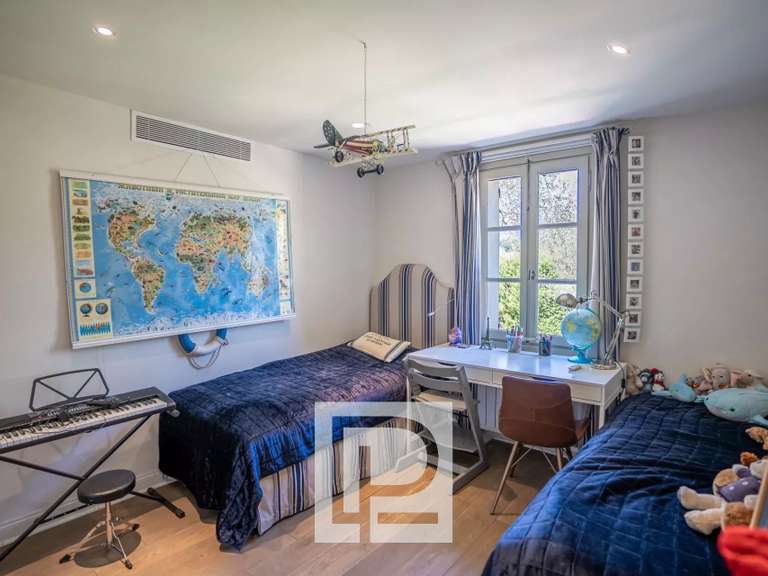 House Mouans-Sartoux - 7 bedrooms - 405m²