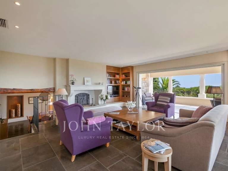 House Mouans-Sartoux - 4 bedrooms - 223m²