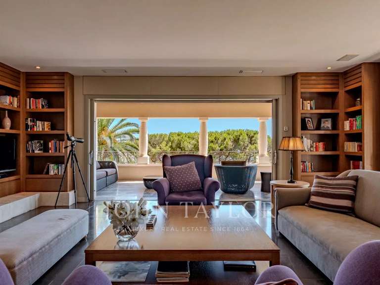 House Mouans-Sartoux - 4 bedrooms - 223m²