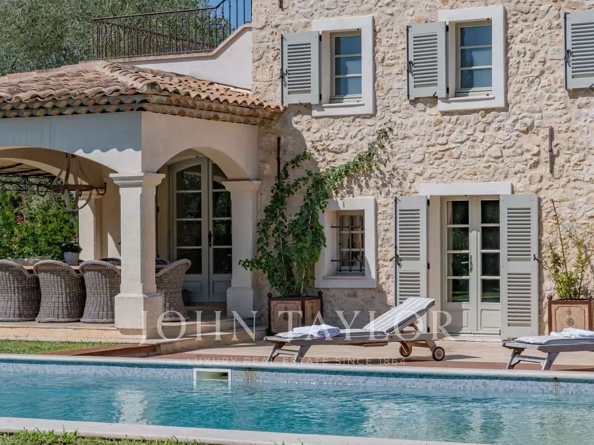 House Mouans-Sartoux