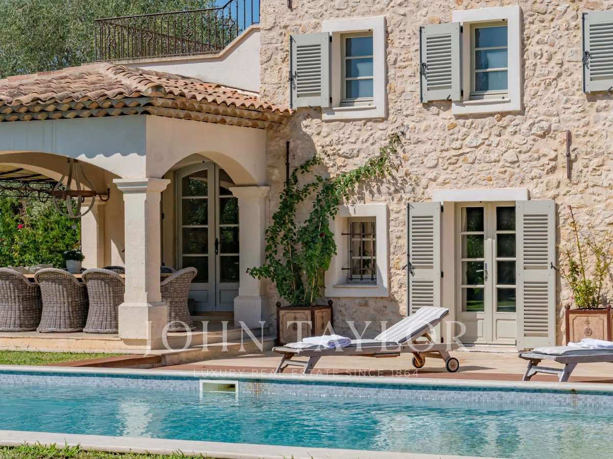 House Mouans-Sartoux