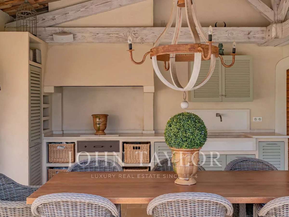 House Mouans-Sartoux