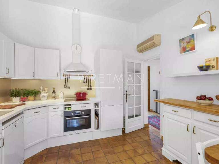 House Mouans-Sartoux - 4 bedrooms - 218m²