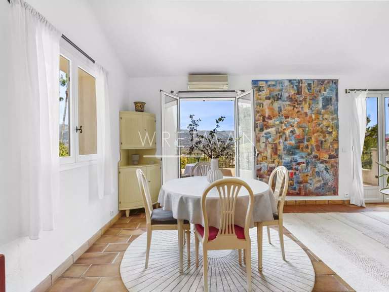 House Mouans-Sartoux - 4 bedrooms - 218m²