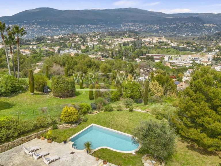 House Mouans-Sartoux - 4 bedrooms - 218m²