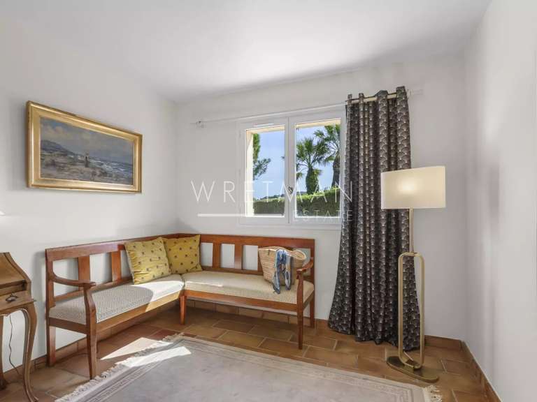 House Mouans-Sartoux - 4 bedrooms - 218m²