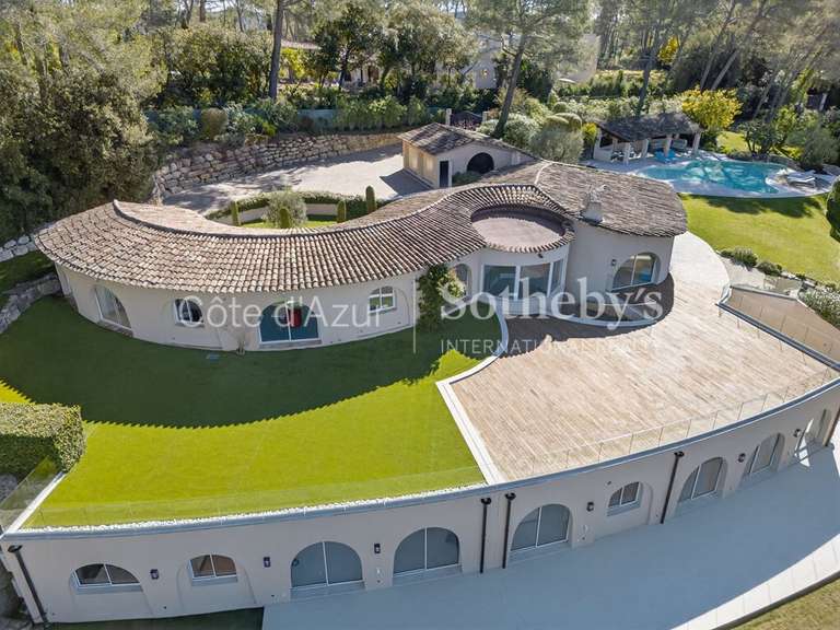 Maison Mouans-Sartoux - 7 chambres - 540m²