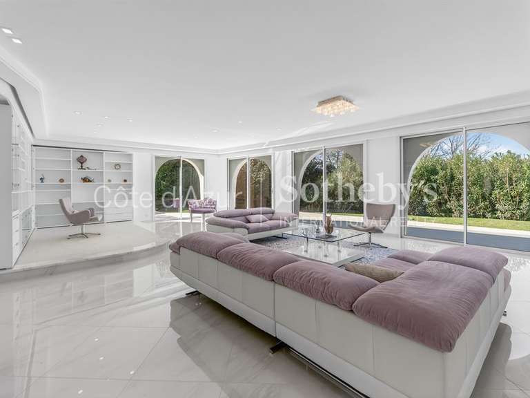 Maison Mouans-Sartoux - 7 chambres - 540m²