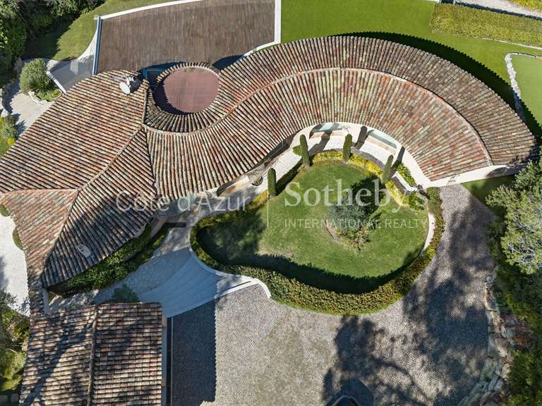 Maison Mouans-Sartoux - 7 chambres - 540m²