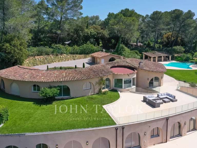 Maison Mouans-Sartoux - 7 chambres - 540m²