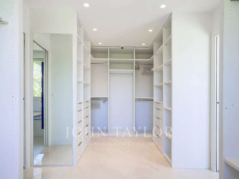 Maison Mouans-Sartoux - 7 chambres - 540m²