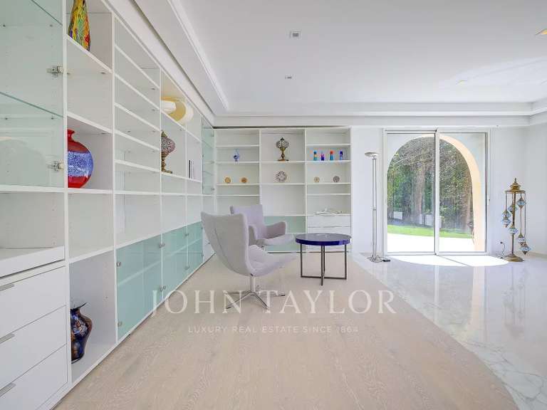 Maison Mouans-Sartoux - 7 chambres - 540m²