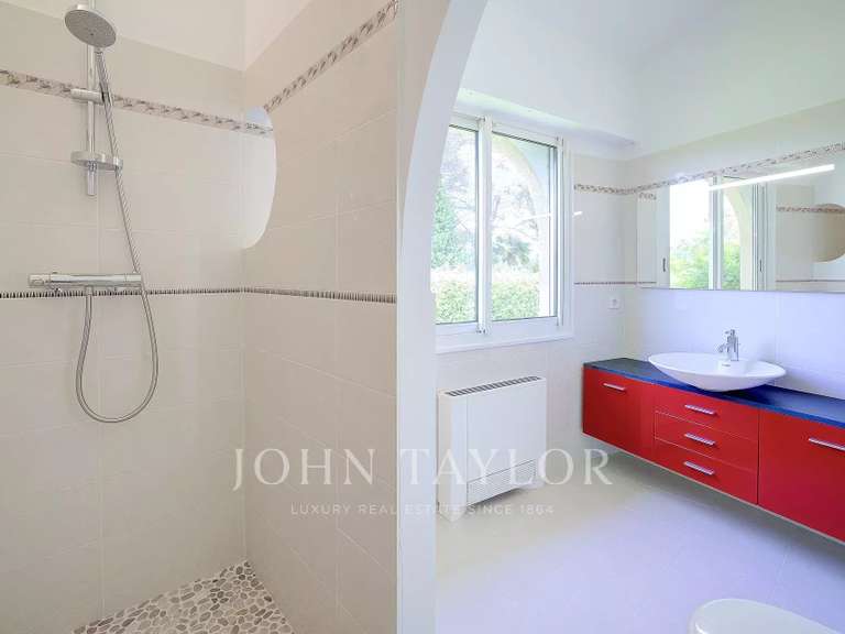 Maison Mouans-Sartoux - 7 chambres - 540m²