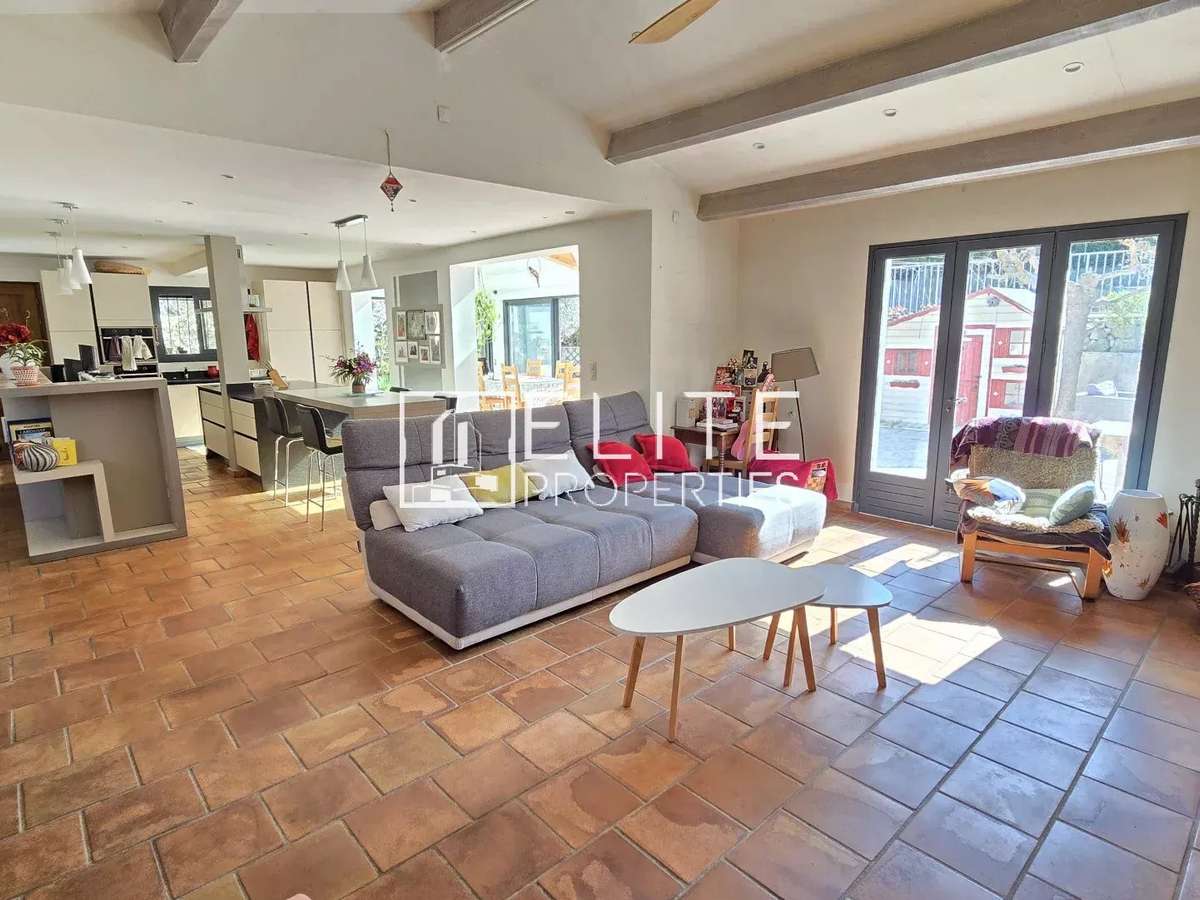 House Mouans-Sartoux