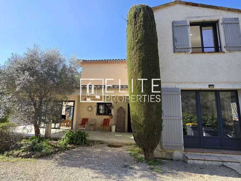 Maison Mouans-Sartoux - 5 chambres - 200m²