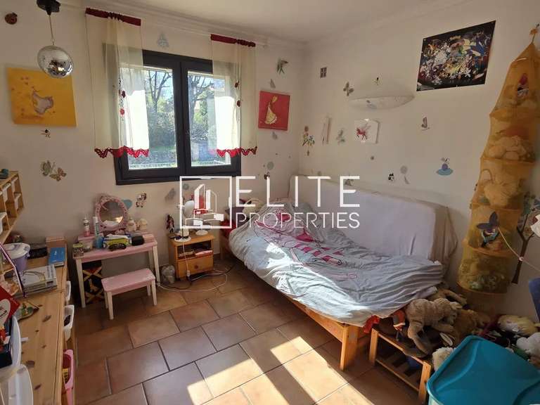 Maison Mouans-Sartoux - 5 chambres - 200m²