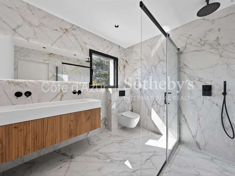 Maison Mouans-Sartoux - 4 chambres - 280m²