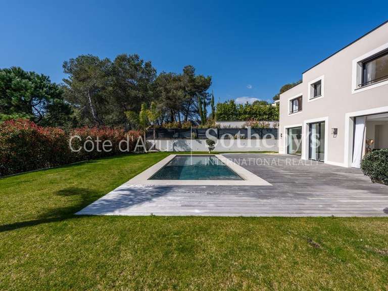 Maison Mouans-Sartoux - 4 chambres - 280m²