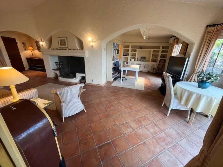 House Mouans-Sartoux - 145m²