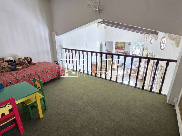 Maison Mouans-Sartoux - 6 chambres - 262m²