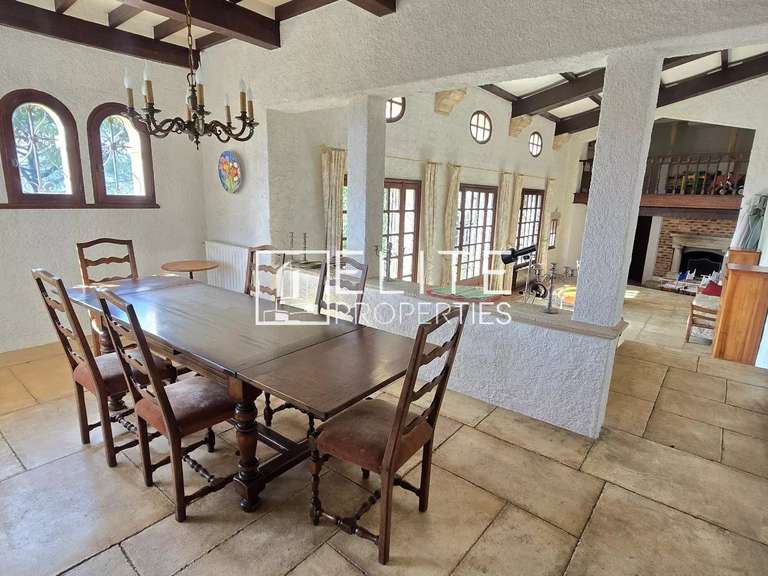 Maison Mouans-Sartoux - 6 chambres - 262m²